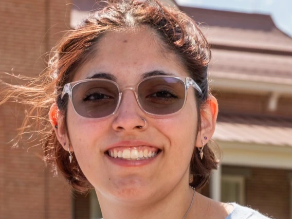 Headshot of Senia Scadden