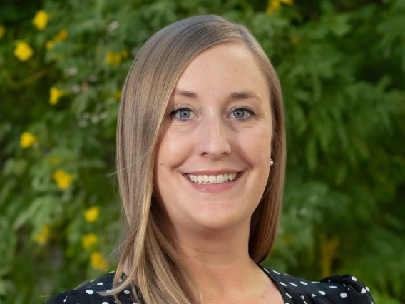 melvold_jaqueline headshot