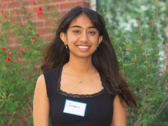 Headshot of Suhani Patel