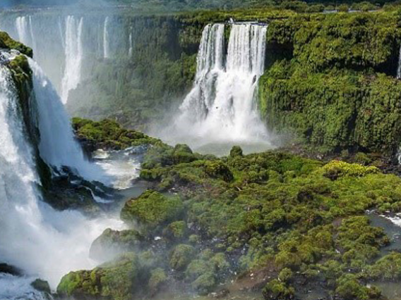 Photo of iguazu falls