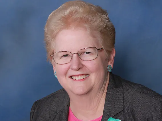 Denise Blommel Headshot