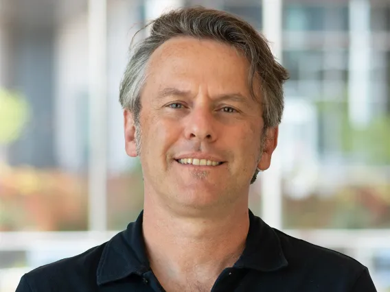 Headshot of Victor Braitberg