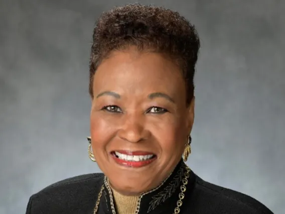 Headshot of Wanda Moore 