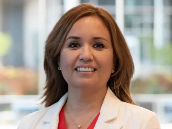 Headshot of Nadia Alvarez Mexia
