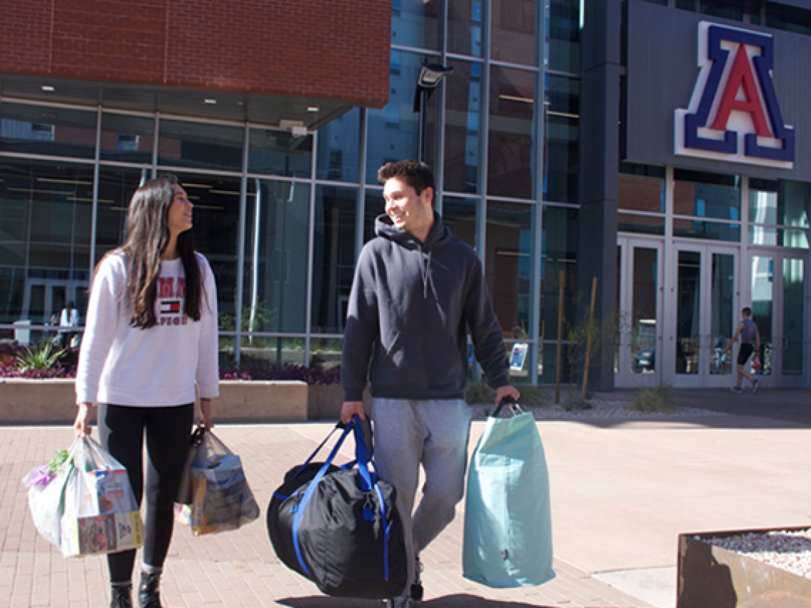 Honors students moving back into the Honors Village