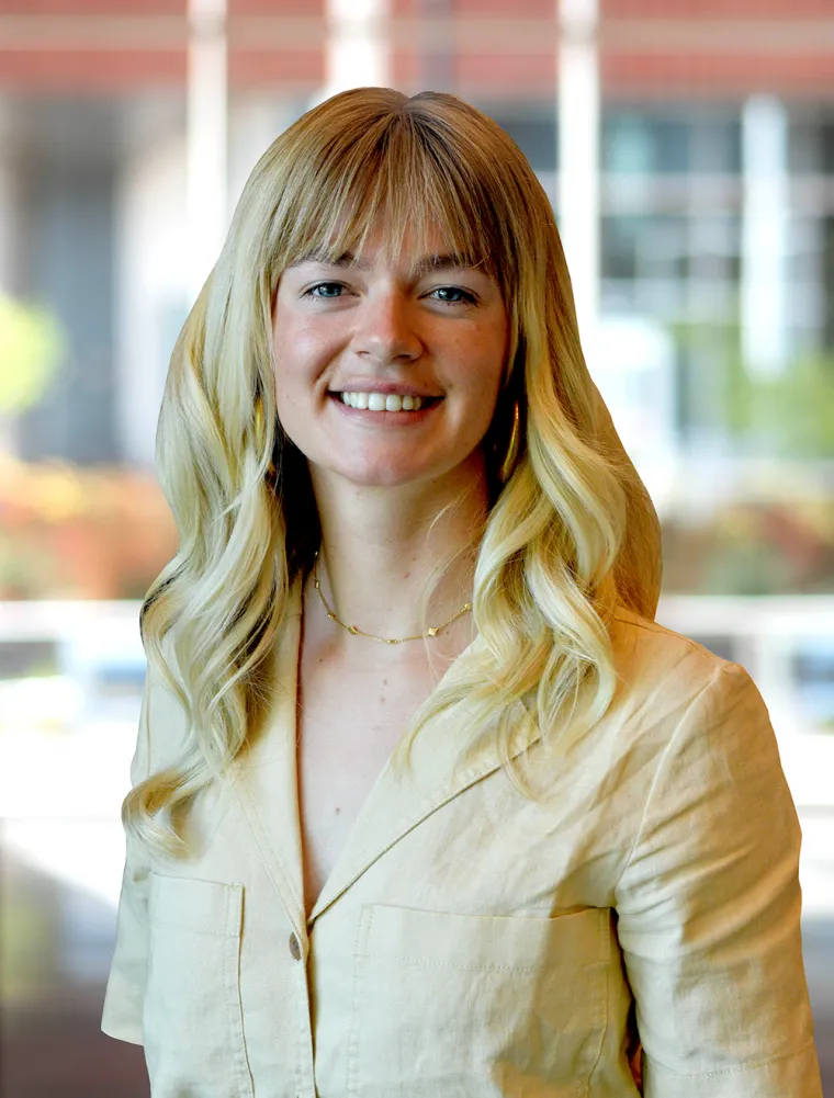 Headshot of Anne Perry