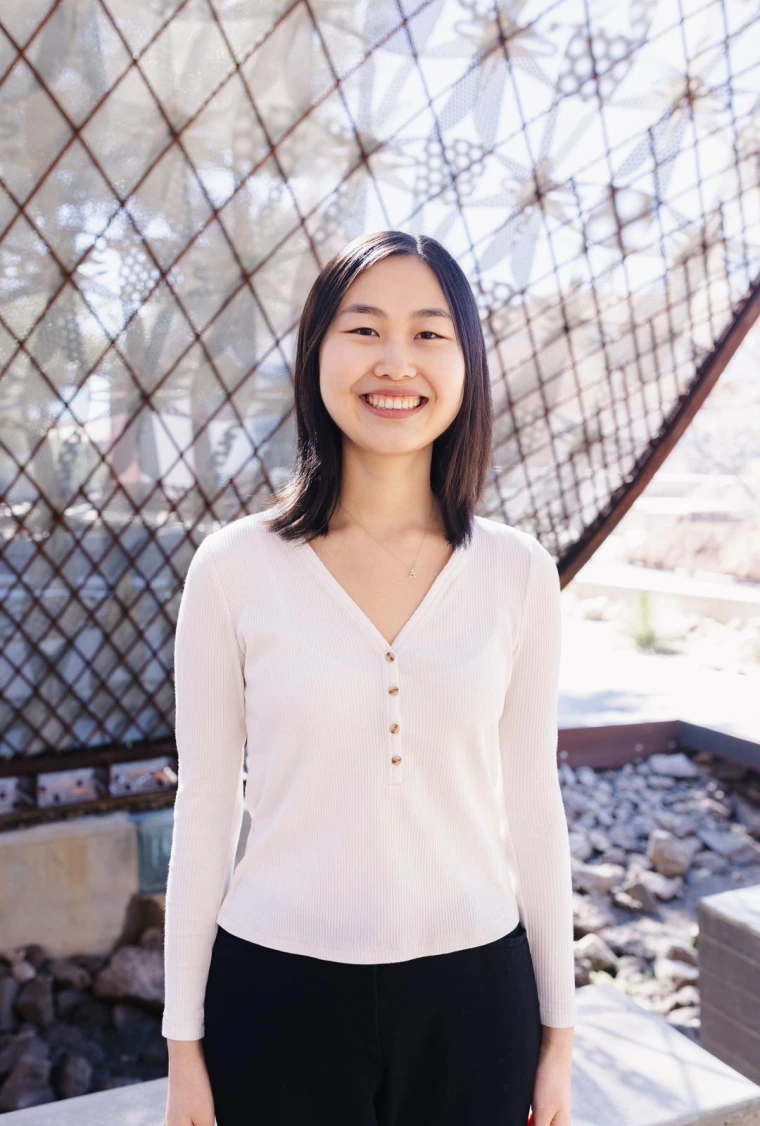 Headshot of Elaine Kang