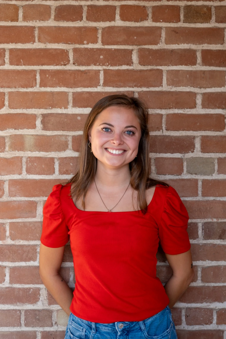Headshot of Leah Herring