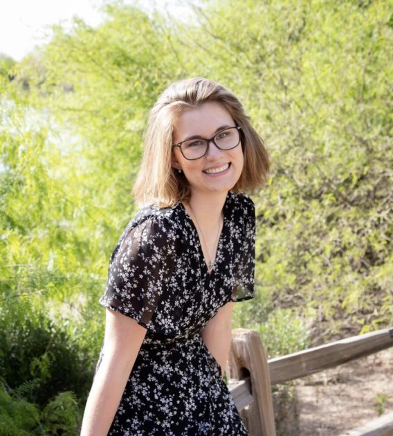 Headshot of ABIGAIL KEYES 