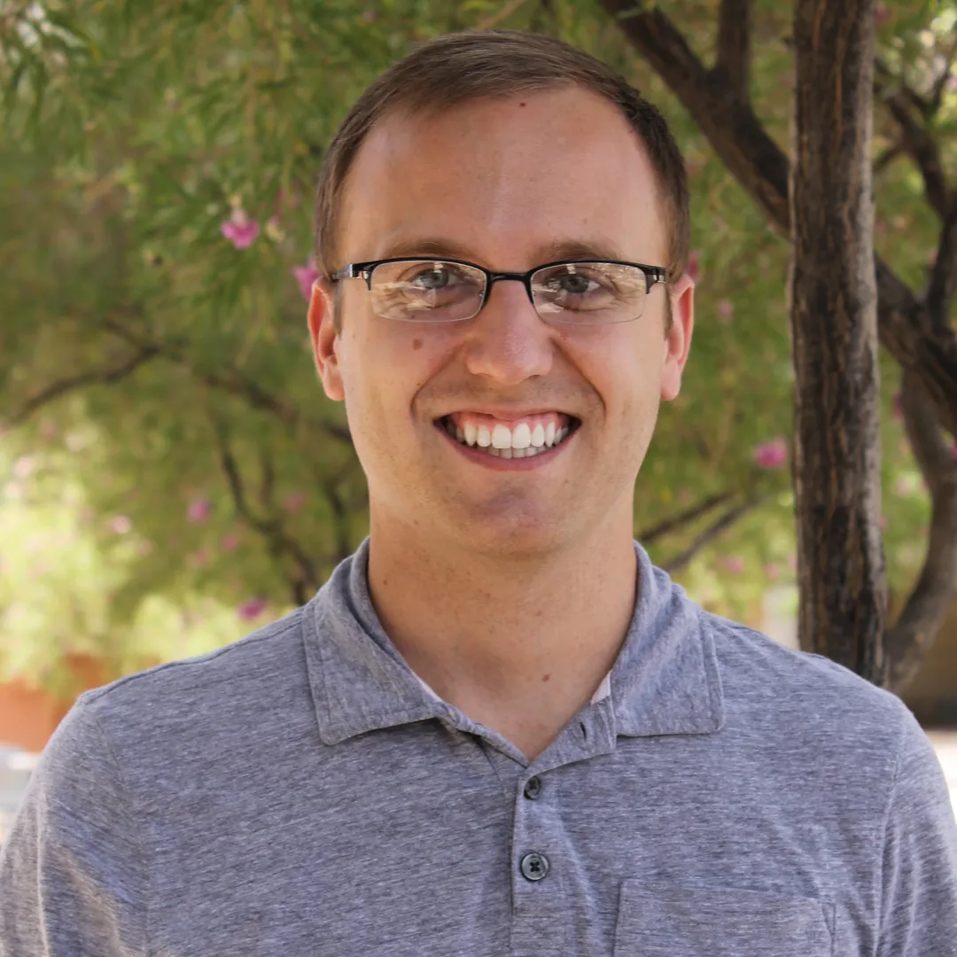 Headshot of Joel Muraco