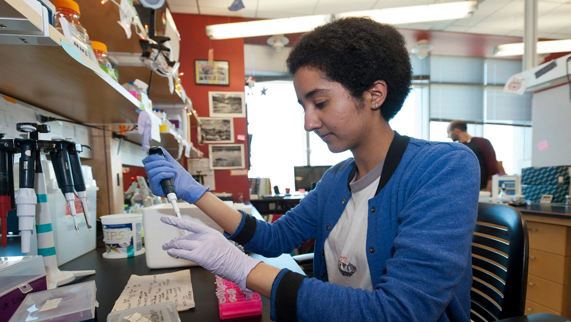 Woman working in a science lab