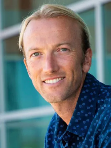 Headshot of Justin Jarvis