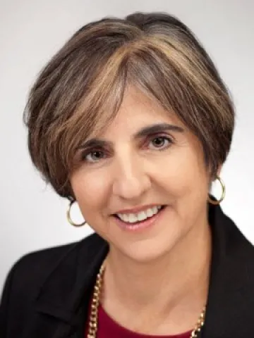 Headshot of Dana Narter
