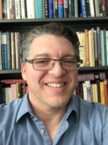 Headshot of professor David Graizbord